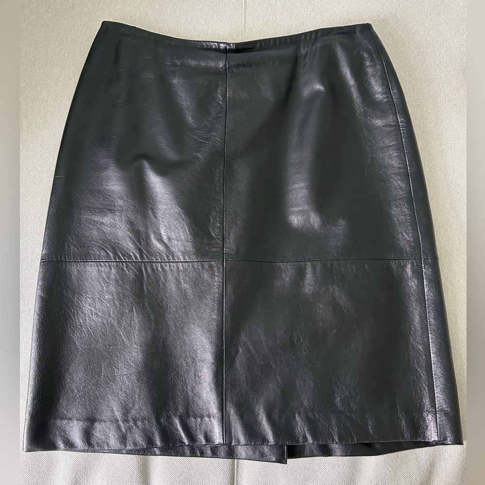 Elegant Black Leather Skirt